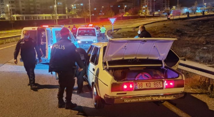Polisten kaçan ehliyetsiz sürücüye 7 bin TL ceza