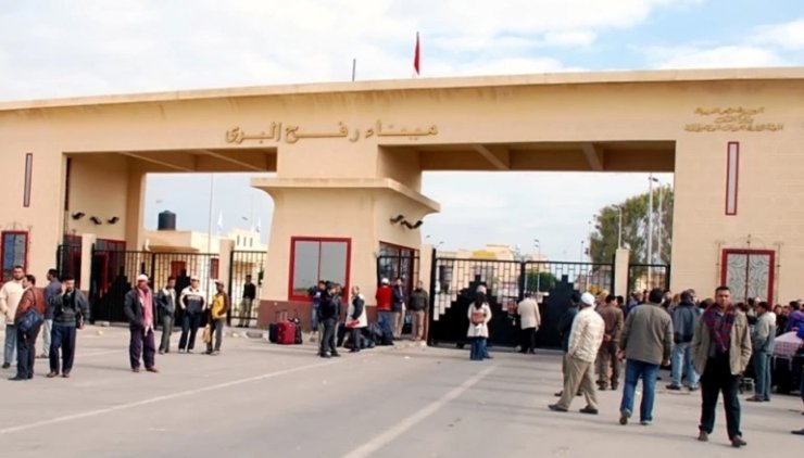 Mısır, Filistinli yaralılar için Refah Sınır Kapısı’nı açtı