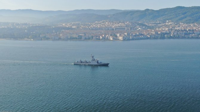 Türkiye’nin en geniş çaplı deniz tatbikatı başladı, savaş gemileri birer birer denize açıldı