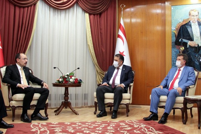 Bakan Muş, KKTC Başbakanı Saner tarafından kabul edildi
