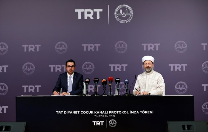 'TRT Diyanet Çocuk Kanalı' için imzalar atıldı