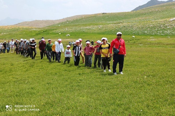 Berçelan Yaylası’nda doğa yürüyüşü