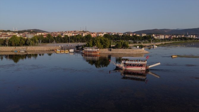 Normalleşme süreci, Beyşehir Gölü çevresini hareketlendirdi