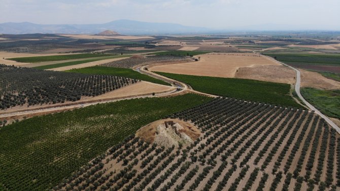 Manisa’nın görkemli güzellikleri define avcılarının saldırısına uğradı