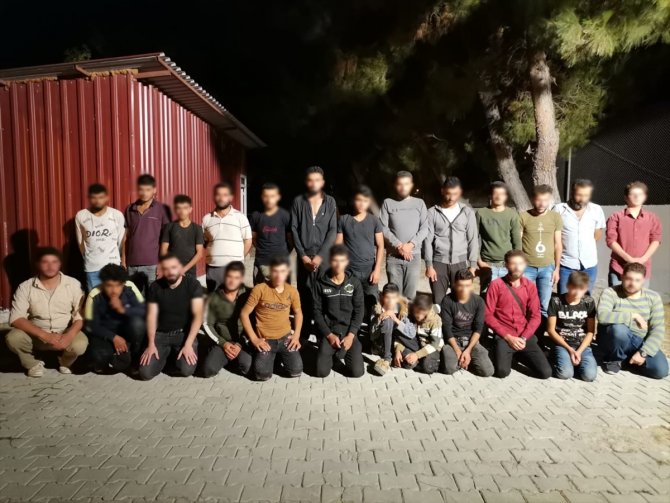 Hatay'da göçmen kaçakçılığı yaptıkları iddiasıyla 4 zanlı tutuklandı