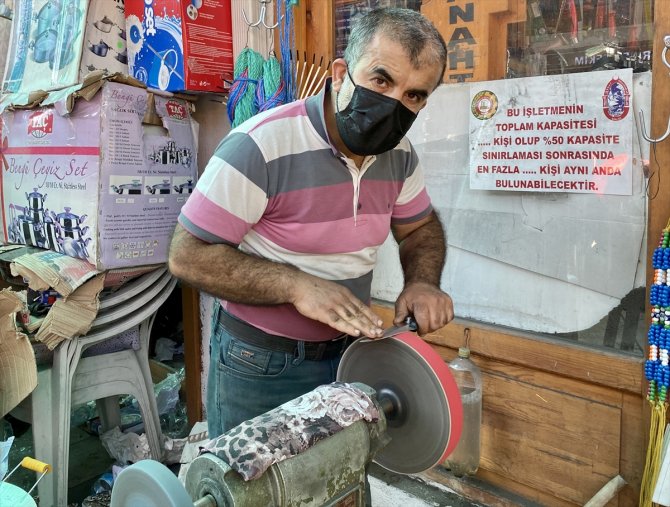 Kırşehir'de Kurban Bayramı öncesi bıçakçılar yoğun mesai yapıyor