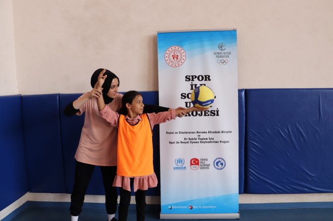 Çocuklar pandemi sonrası ‘normal hayata’ sporla alışıyor