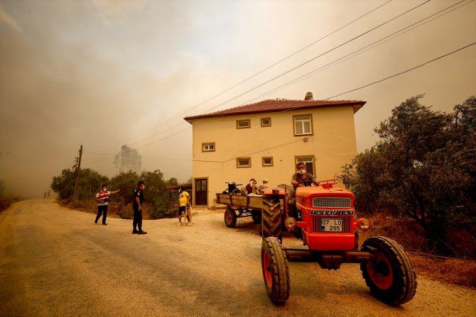 Manavgat yangınıyla ilgili belediye başkanından korkutan sözler! 'Tamamen yanan köyler var'