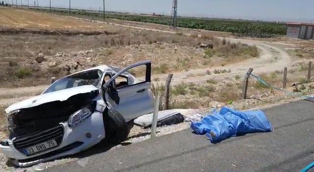 Konya'da otomobille tır çarpıştı, baba kız hayatını kaybetti!