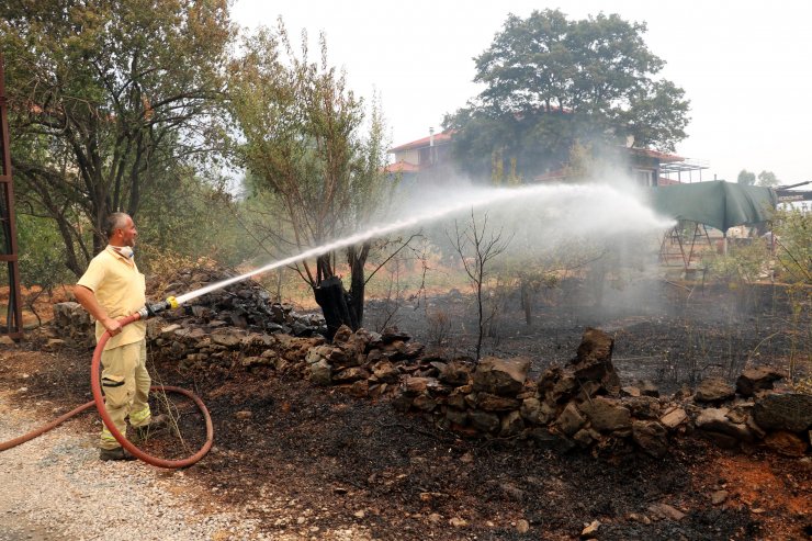 Manavgat'taki büyük yangın 4'üncü gününde; 2 orman işçisi yaşamını yitirdi