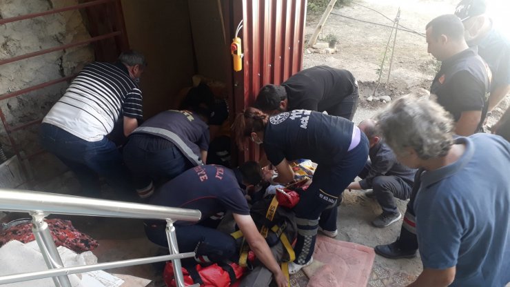Asansörün halatı koptu; 2'nci kattan düşen iki kardeş ağır yaralandı