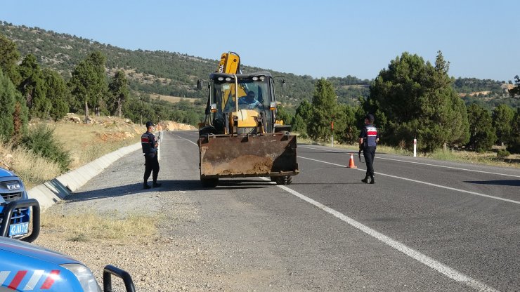 Konya'da 7 kişinin cinayet şüphelisinin bulunması için boş evlerde arama