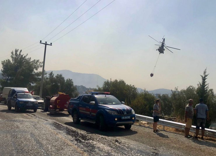 Jandarma 2 bin 630 personel, 339 araç ve 6 helikopterle yangınlara müdahale ediyor