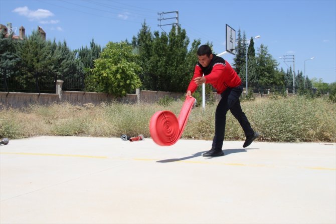 Geleceğin itfaiye erlerinden yangın bölgelerine destek