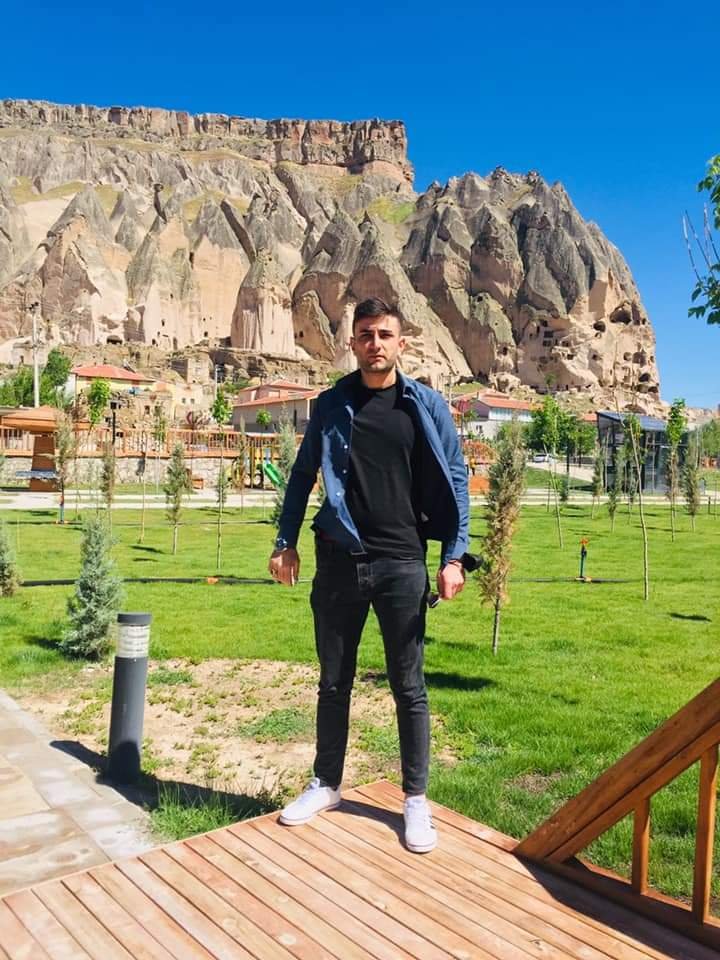 Fransa'dan kardeşinin düğünü için geldi, ağabeyi ile kazada öldü