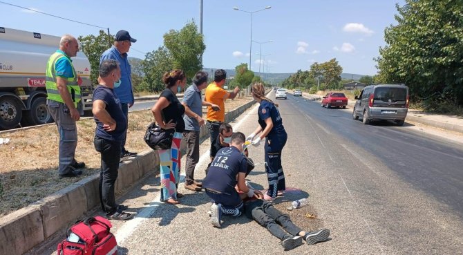 Metrelerce sürüklenen motosiklet sürücüsü ağır yaralandı
