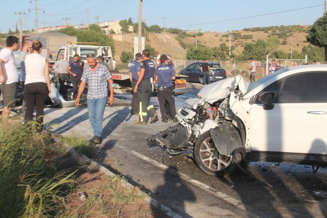 Zincirleme kaza: 3’ü engelli 5 yaralı