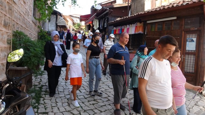 3 bin yıllık geçmişi olan tarihi ilçe ziyaretçilerin tercihi oldu