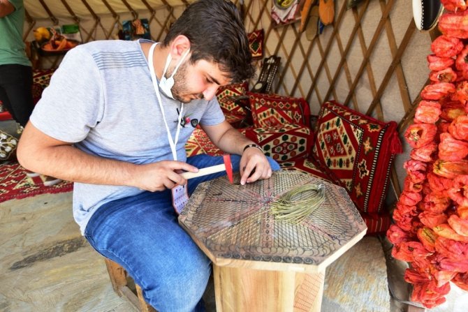 Ahlat’taki Malazgirt kutlamaları coşkuyla devam ediyor