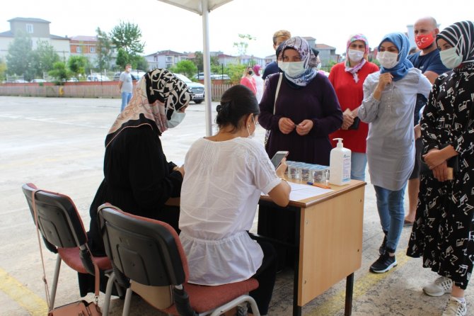 ’Çocuklar okula, veliler aşıya’