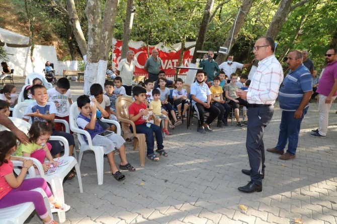 Barış Yarkadaş Bağ Bozumu ve Kurtuluş Şenliklerinin konuğu oldu