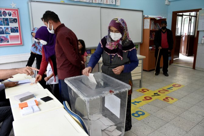 Gümüşhane'den ayrılmak isteyen 2 köyde yapılan referandum "evet" yönünde sonuçlandı