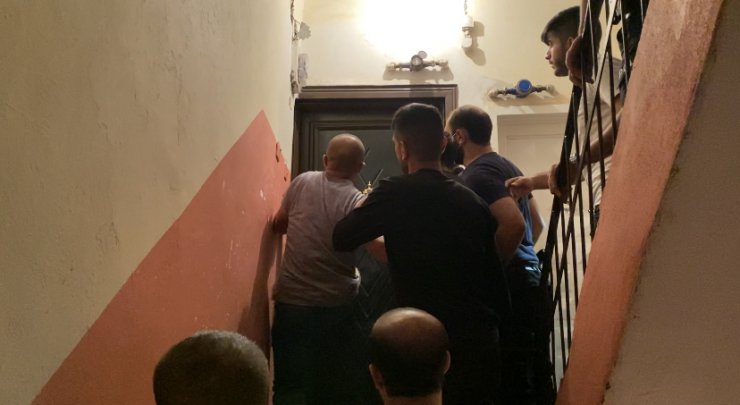 'Hırsız ev içerisinde' ihbarı polisi ve vatandaşları harekete geçirdi
