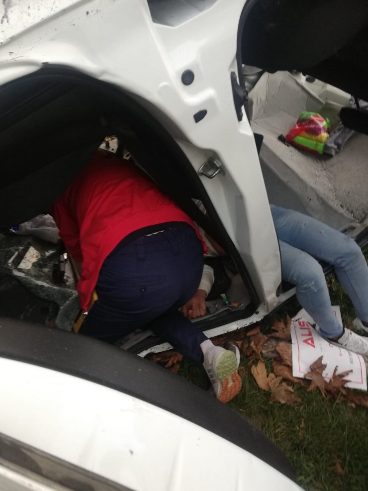 Samsun’da otomobil ile hafif ticari araç çarpıştı: 3 yaralı