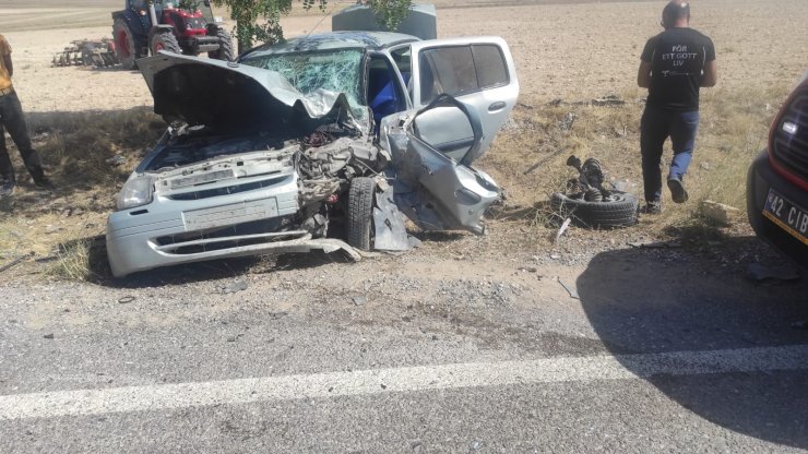 Konya'da otomobil ve hafif ticari araç çarpıştı: 4 yaralı