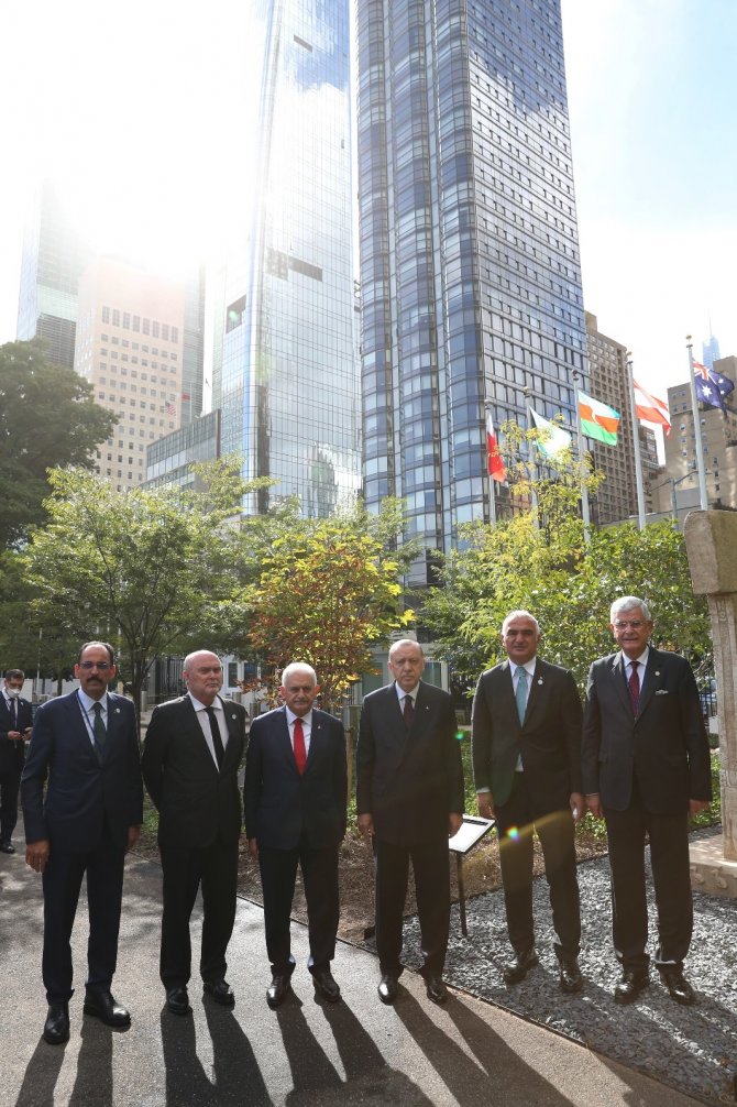 Cumhurbaşkanı Erdoğan, New York’ta Göbeklitepe Anıtı’nı gezdi