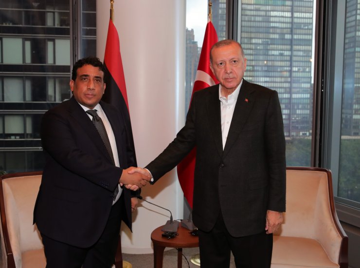 Cumhurbaşkanı Erdoğan, Libya Başkanlık Konseyi Başkanı el-Menfi ile görüştü