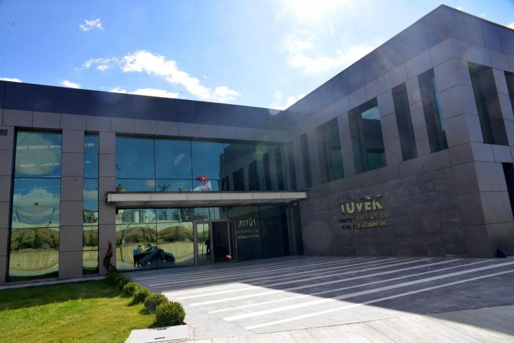 Türkiye'de madenciliğin 'milli kütüphanesi' TÜVEK olacak
