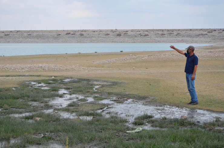 Kanalizasyon suları, baraj göletine akıyor