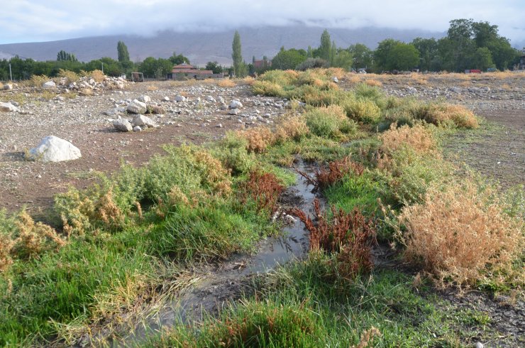 Kanalizasyon suları, baraj göletine akıyor