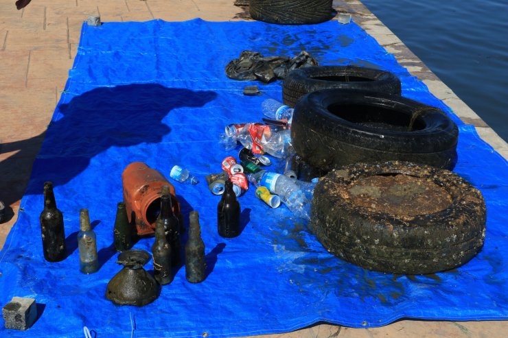 Samsun sahilinden 510 kilogram atık toplandı