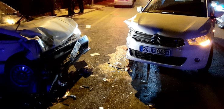 Diyarbakır’da hatalı sollama kazası: 4 yaralı