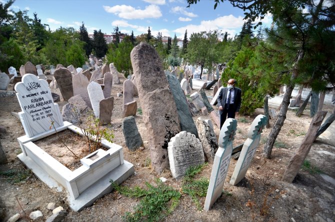 Türk mezar taşları, kentleşme kültürünün aşamalarını yansıtıyor