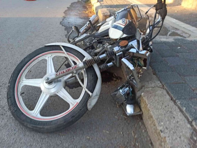 İki kardeşin motosiklet yolculuğu facia ile sonuçlandı: 1 ölü, 1 yaralı