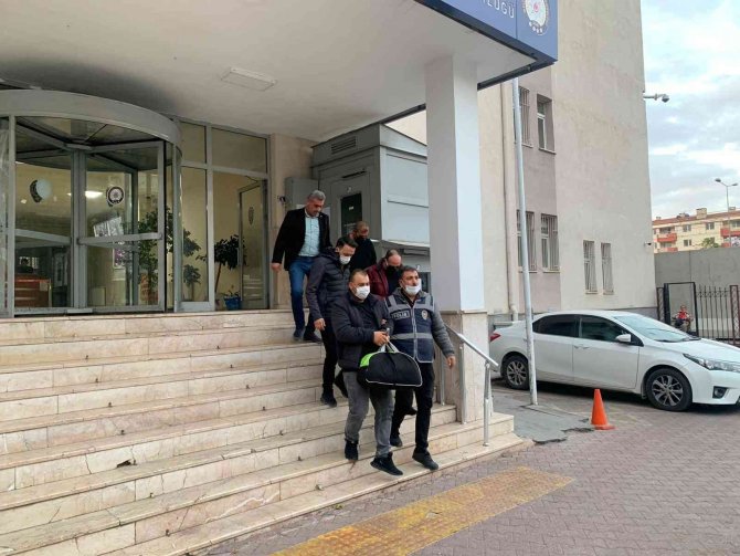 Kayseri’de aranan 4 kişi yakalandı