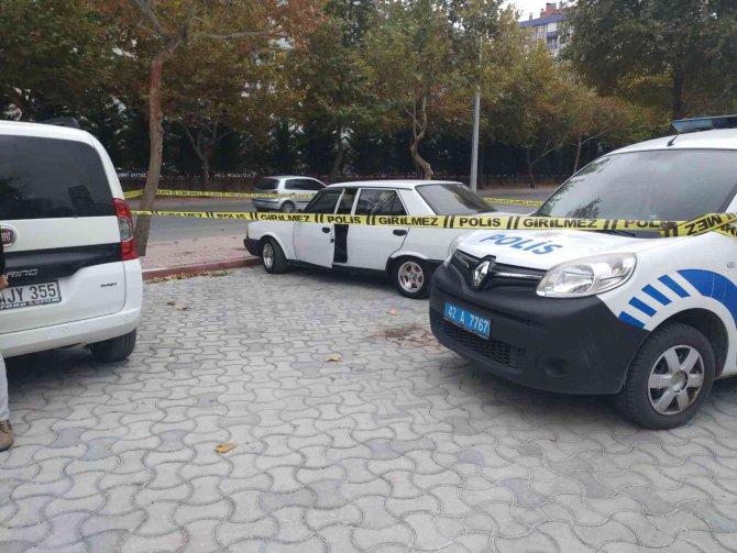 Konya'da bir kişi park halindeki otomobilde ölü bulundu