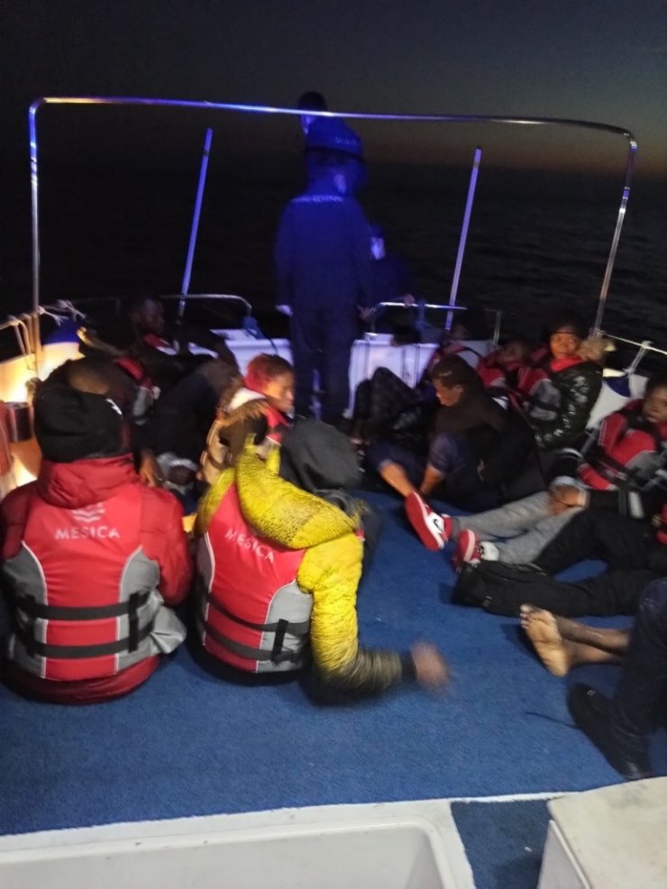 Datça açıklarında 31 kaçak göçmen kurtarıldı 