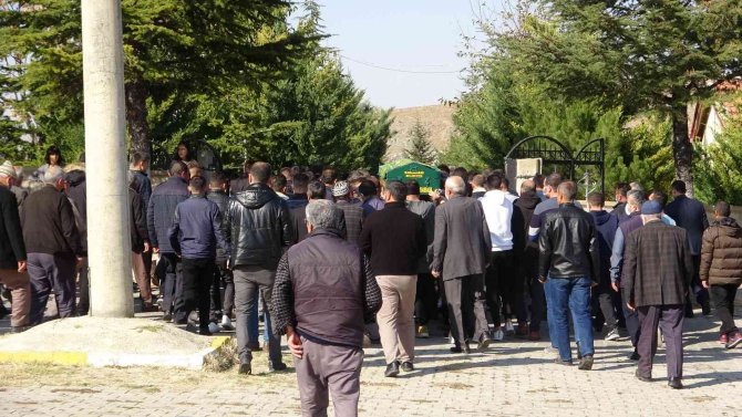 Konya’da öldürülen apartman görevlisi son yolculuğuna uğurlandı