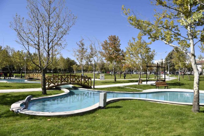 Selçuklu Belediyesinin SÜ kampüsünde yaptığı Merve Mercan Parkı tamamlandı