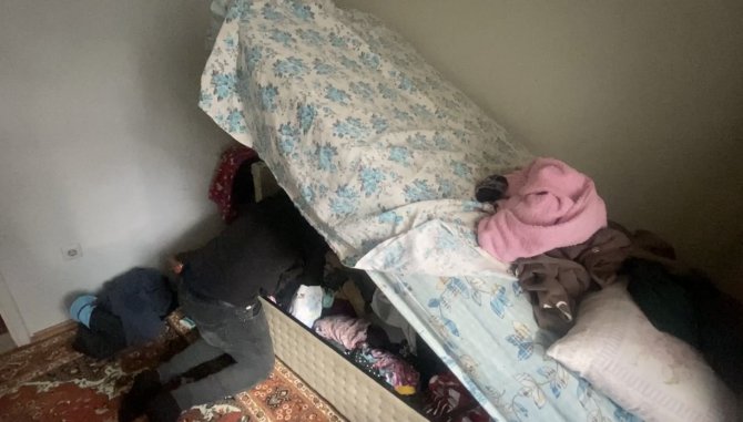 Torbacının evine baskın: Polis kurye kılığında yakaladı