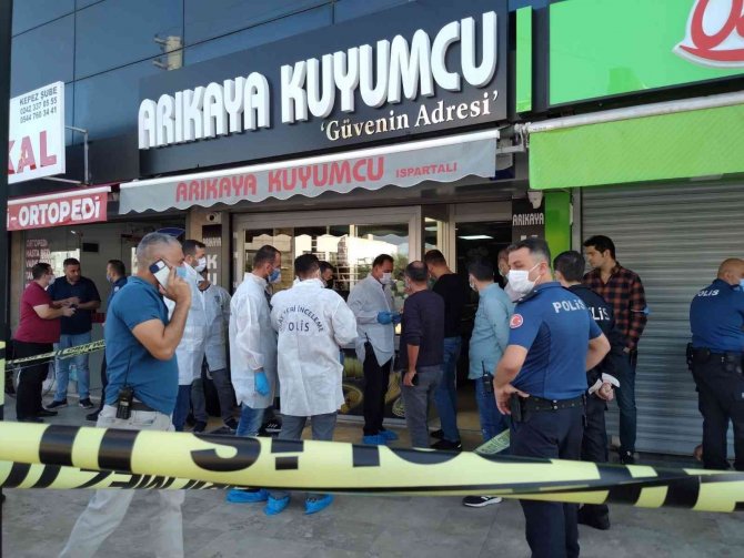 Antalya’da kuyumcu soygununda cinayet