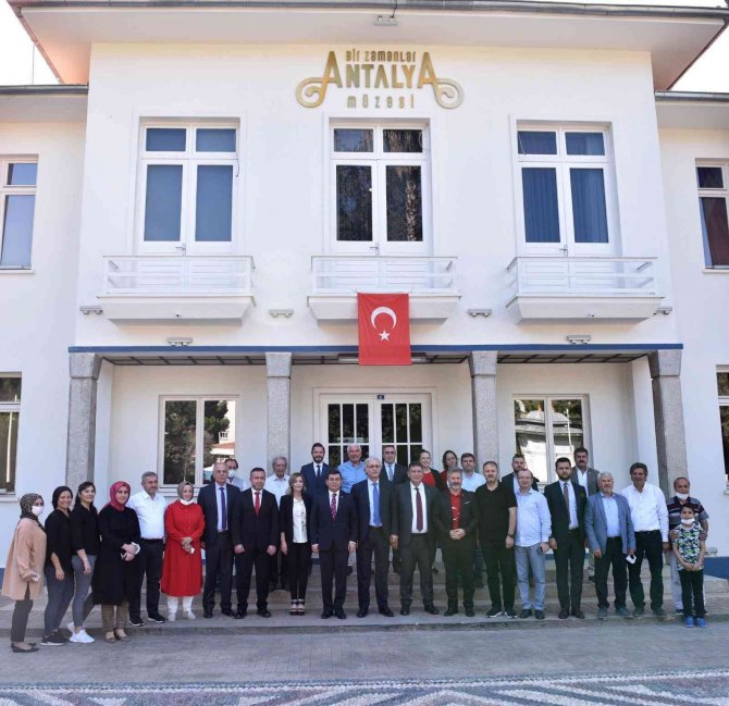 ‘Bir Zamanlar Antalya Müzesi’ açıldı