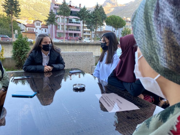 Nehir manzaralı otel, kız öğrencilere yurt oldu