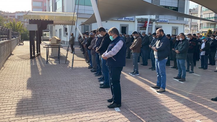 Terk ettiği kocası tarafından öldürülen Nuriye toprağa verildi