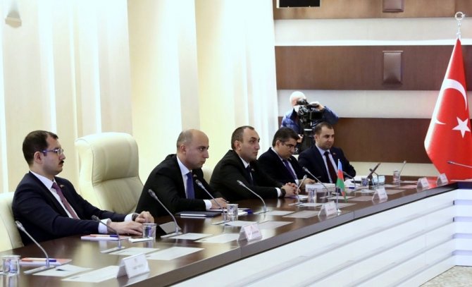 Azerbaycan Eğitim Bakanı Amrullayev’den YÖK Başkanı Özvar’a ziyaret