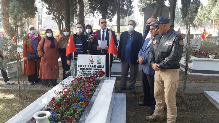 Sosyal medyada şehit mezarına yapılan saldırıya babasından tepki
